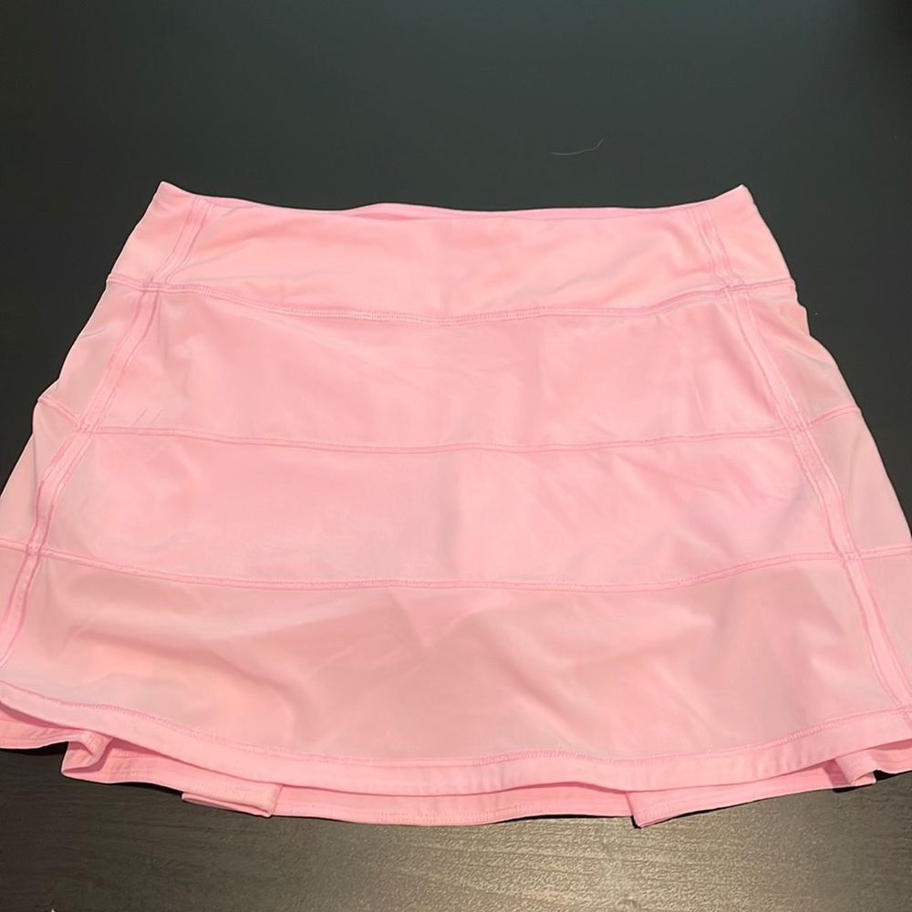COPY - Light pink LuLulemon skirt size 6 tall